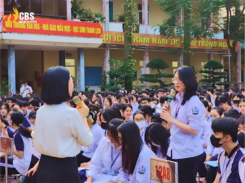 Chuyên gia hướng nghiệp Ngọc Phương - Người thắp sáng ước mơ thế hệ 2k7
