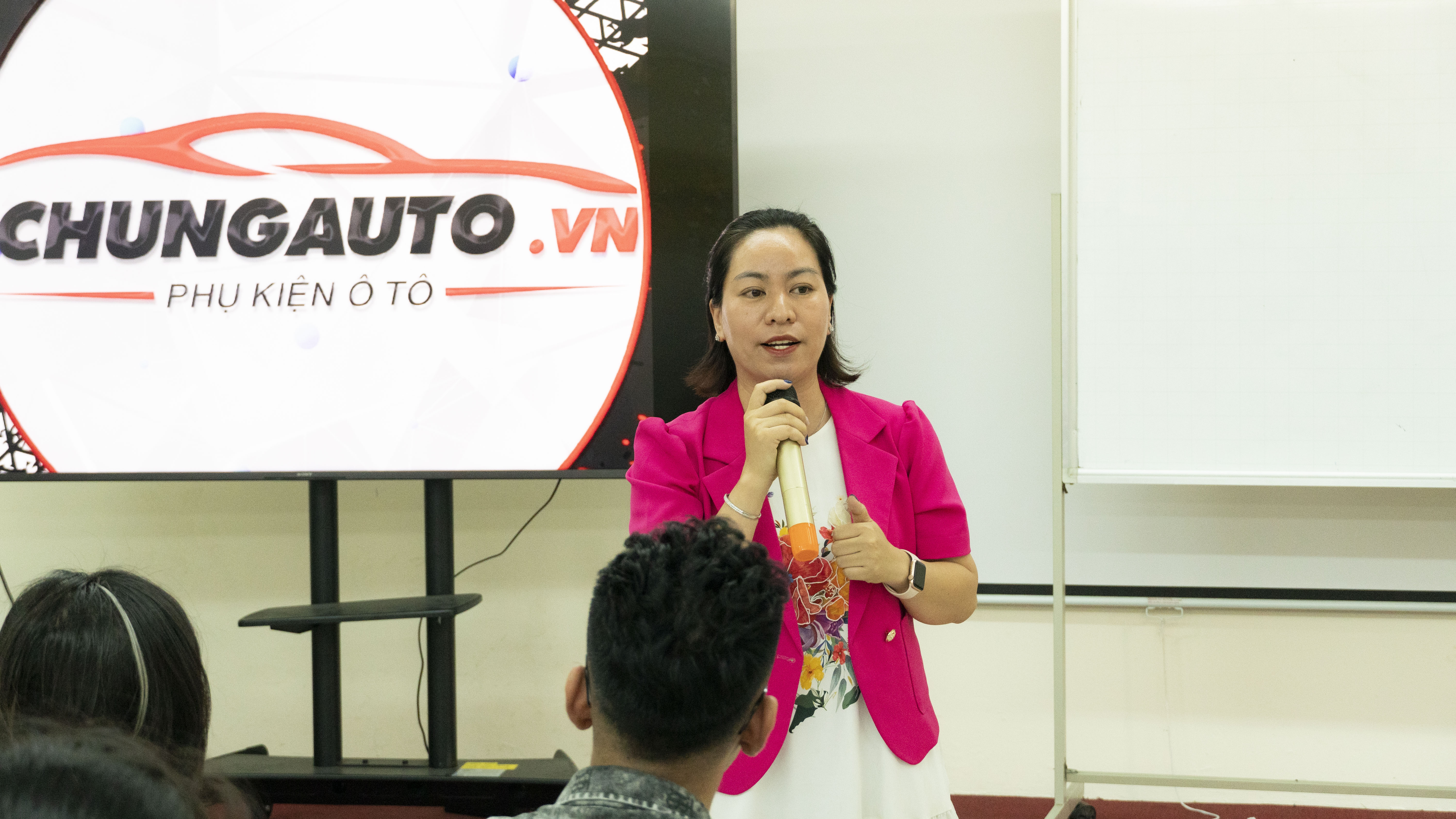 Hoạt động kết nối